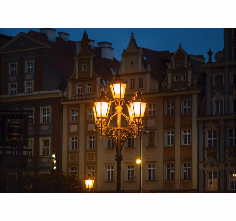 Rolgordijn woonkamer wrocław bij zonsondergang - TenStickers