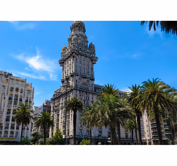 Rolgordijn woonkamer independenceplein in montevideo - TenStickers
