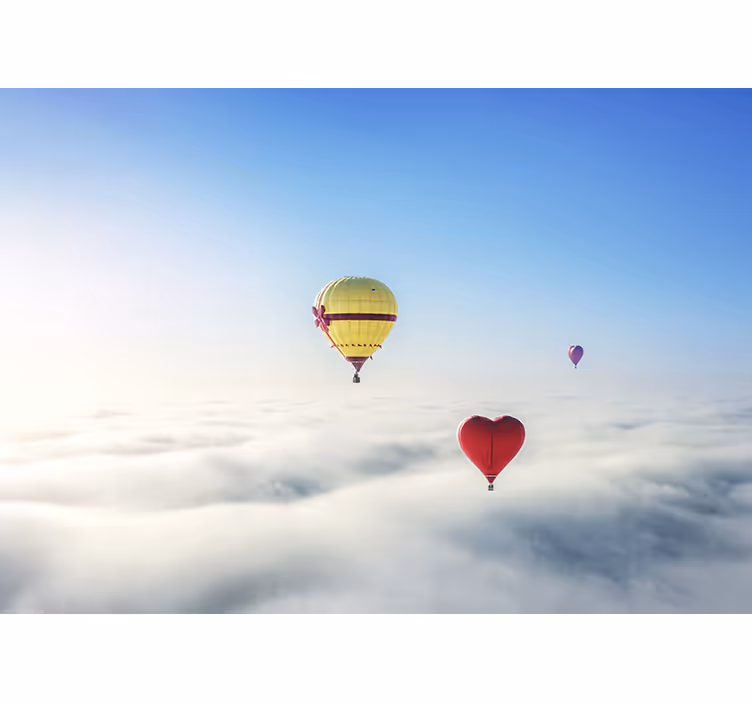Kinderkamer rolgordijn hartvormige ballon in de lucht - TenStickers