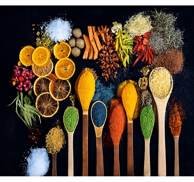 Foto behang keuken houten lepel met kruiden - TenStickers