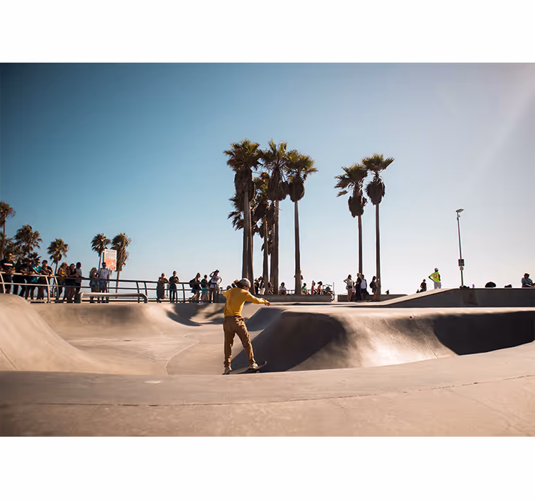 Skateboarden bij de oceaan fotobehang steden en landen - TenStickers