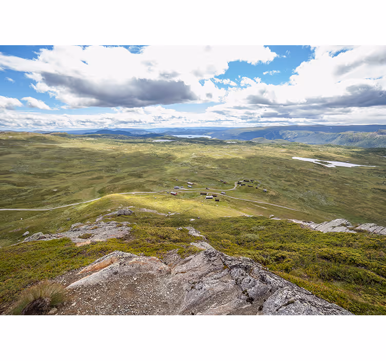 Fotobehang landschap bergachtig groen uitzicht - TenStickers