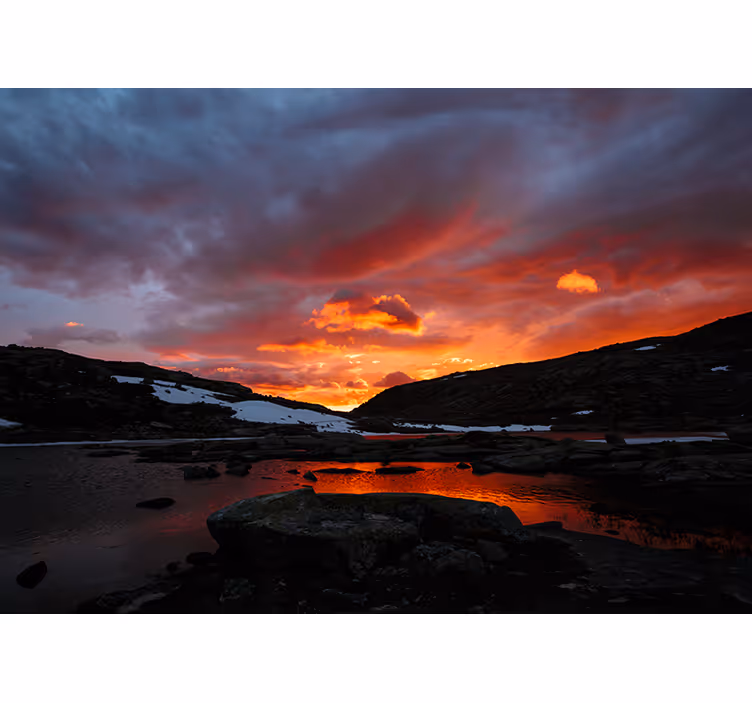 Fotobehang landschap prachtige zonsopgang reflectie - TenStickers