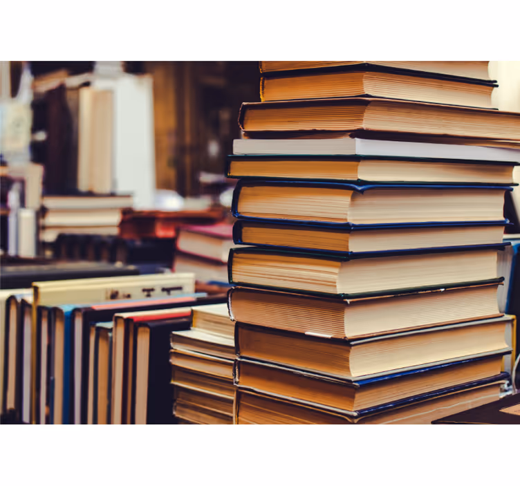 Fotobehang landschap stacked literature collectie - TenStickers