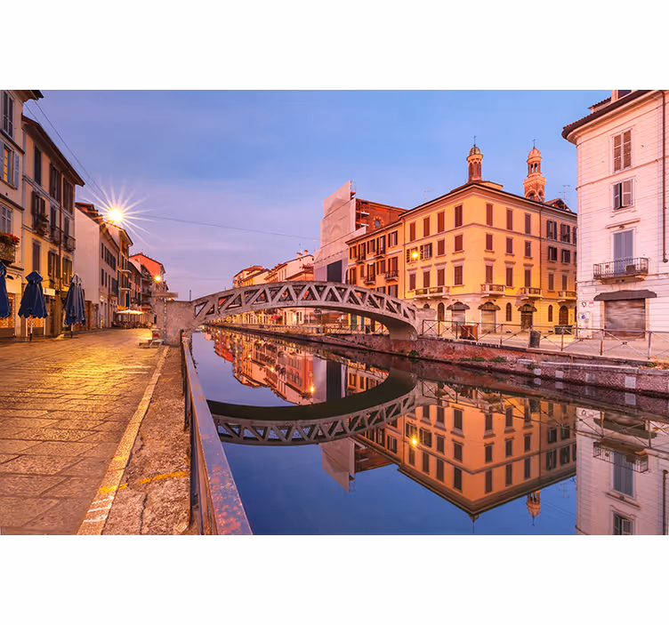 Fotobehang steden en landen milan kanaalreflectie - TenStickers