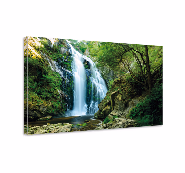 Canvas schilderij bomen en waterval in het bos - TenStickers