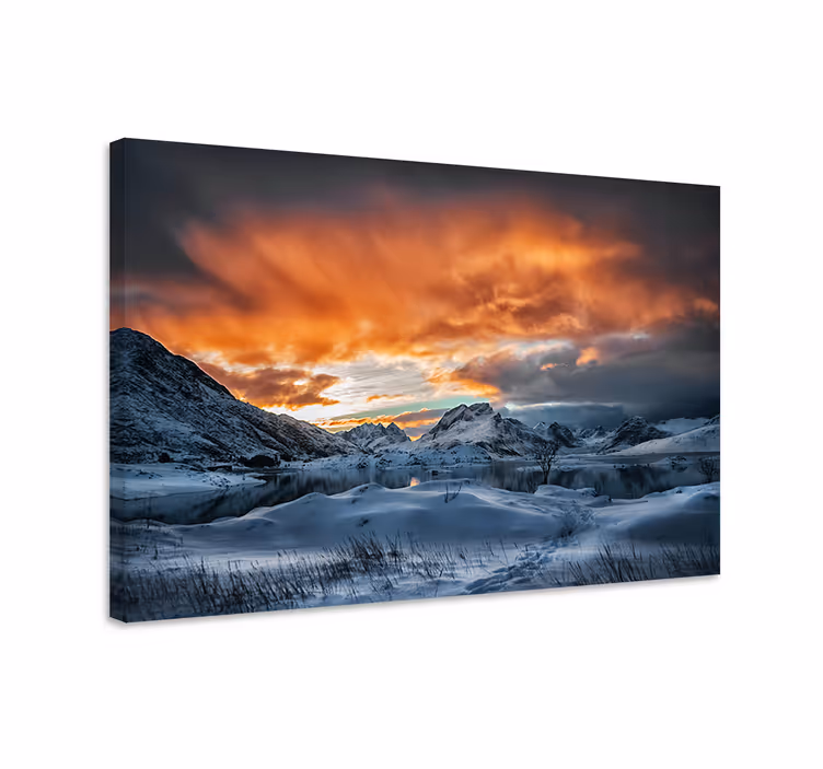 Canvas landschap sneeuwachtige berg zonsondergang - TenStickers