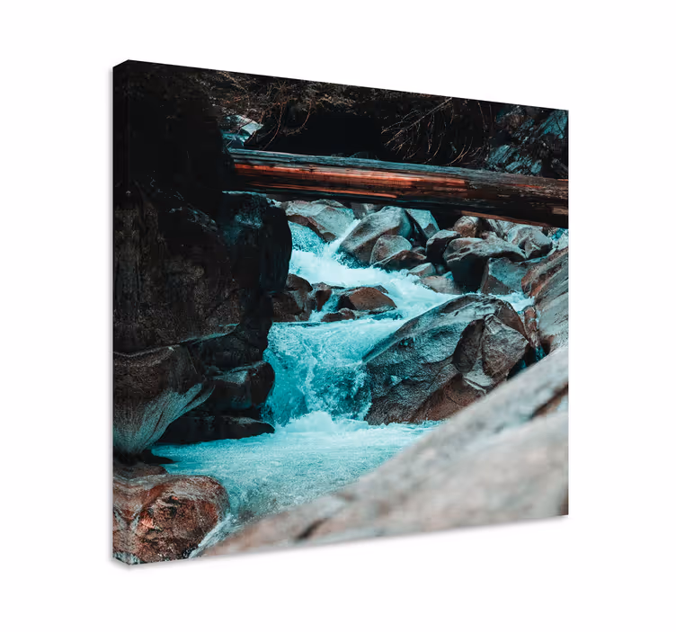 Snelstromende rivierstroom Canvas landschap - TenStickers