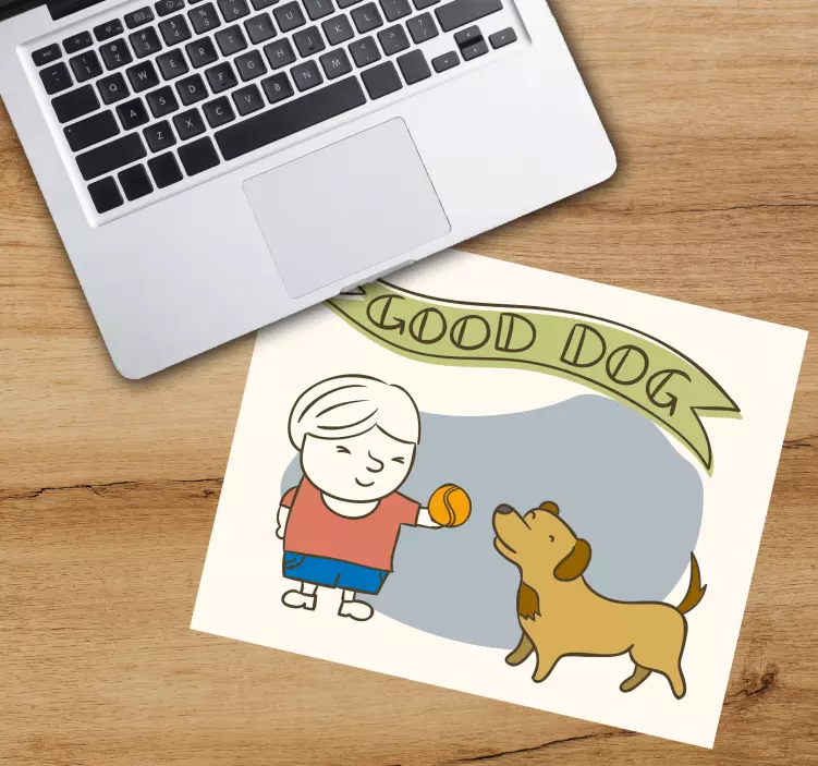 Muismat met naam blij kind aan het spelen - TenStickers