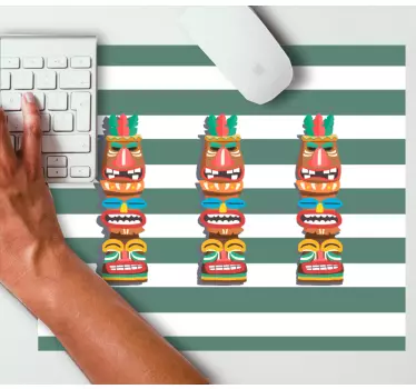 Gaming muismat kleurrijke tiki gezichten - TenStickers