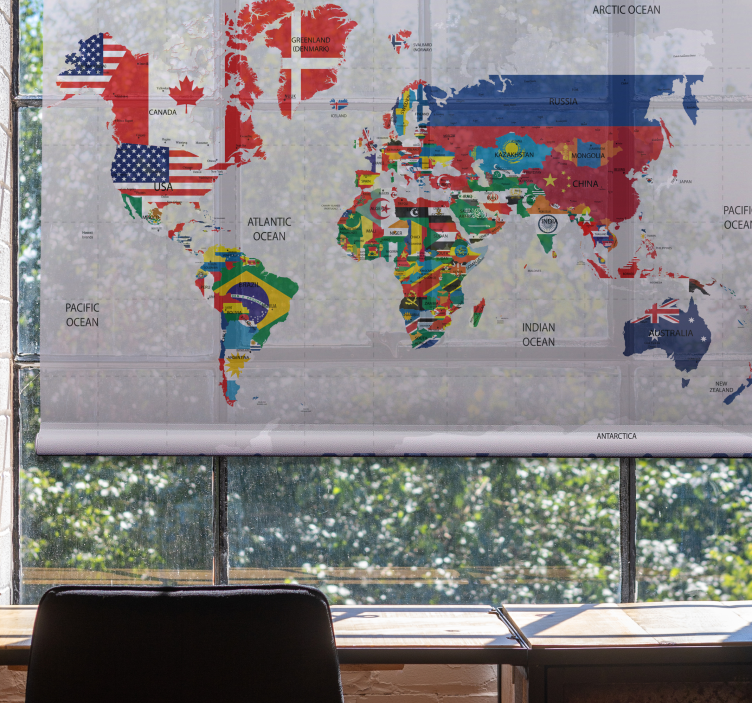 Kleurrijke kaartdetails wereldmap rolgordijn - TenStickers