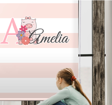 Charmant biggetje met naam rolgordijn babykamer - TenStickers