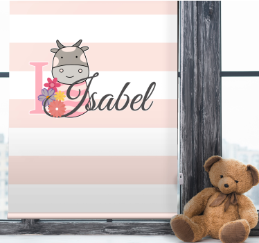 Koe met bloemen en naam kinderkamer rolgordijn - TenStickers