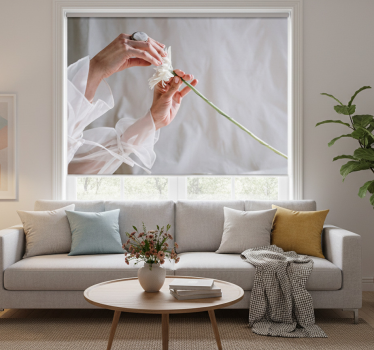 Rolgordijn woonkamer artistieke bloem - TenStickers