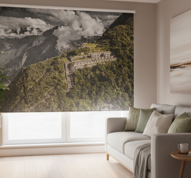 Rolgordijn woonkamer uitzicht op choquequirao - TenStickers