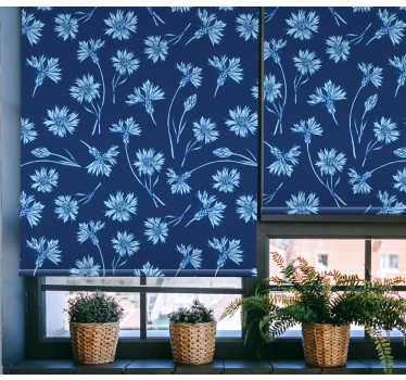 Rolgordijnen woonkamer Zeeblauwe bloemen - TenStickers