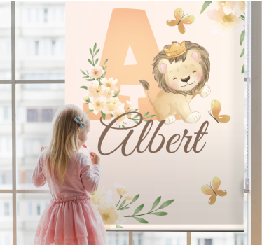 Baby leeuw met naam en initiaal kinderkamer rolgordijn - TenStickers