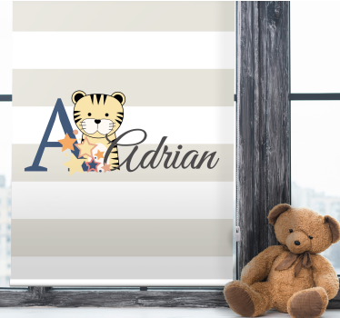 Babytijger met naam en initiaal kinderkamer rolgordijn - TenStickers