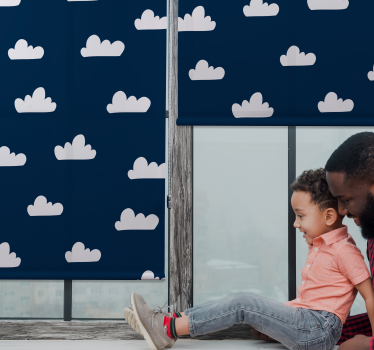 Wolken rolgordijnen Donkerblauwe achtergrond - TenStickers
