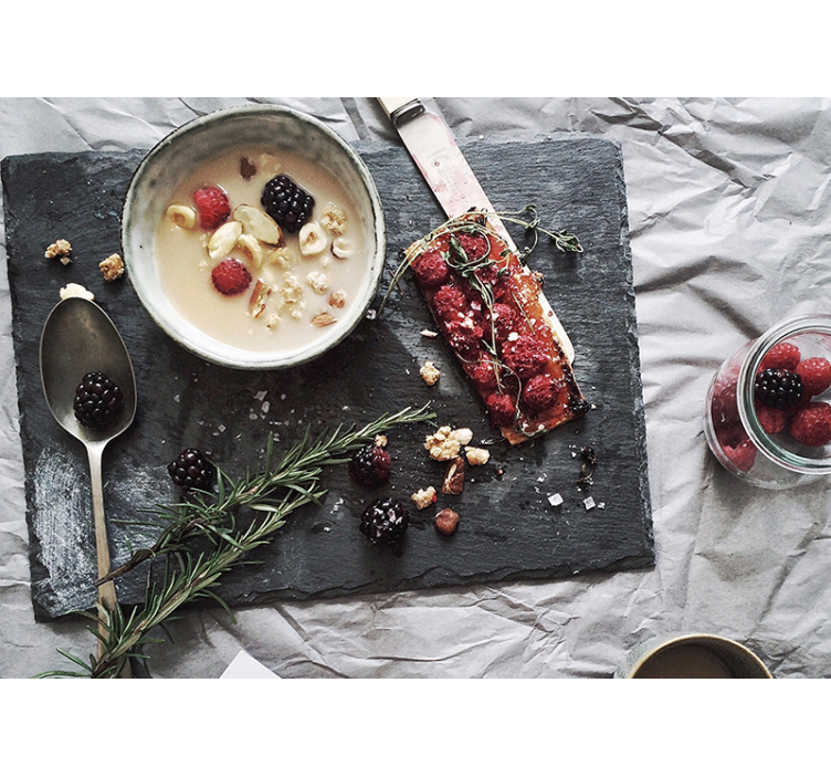 Fotobehang bloemen verse bessen verrukking - TenStickers