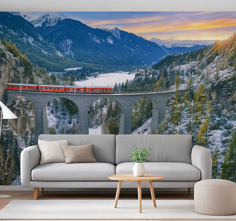 Zwitserse trein op het landwasserviaduct foto behang bergen - TenStickers