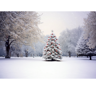 Kerstspar in de sneeuw Fotobehang kerst - TenStickers