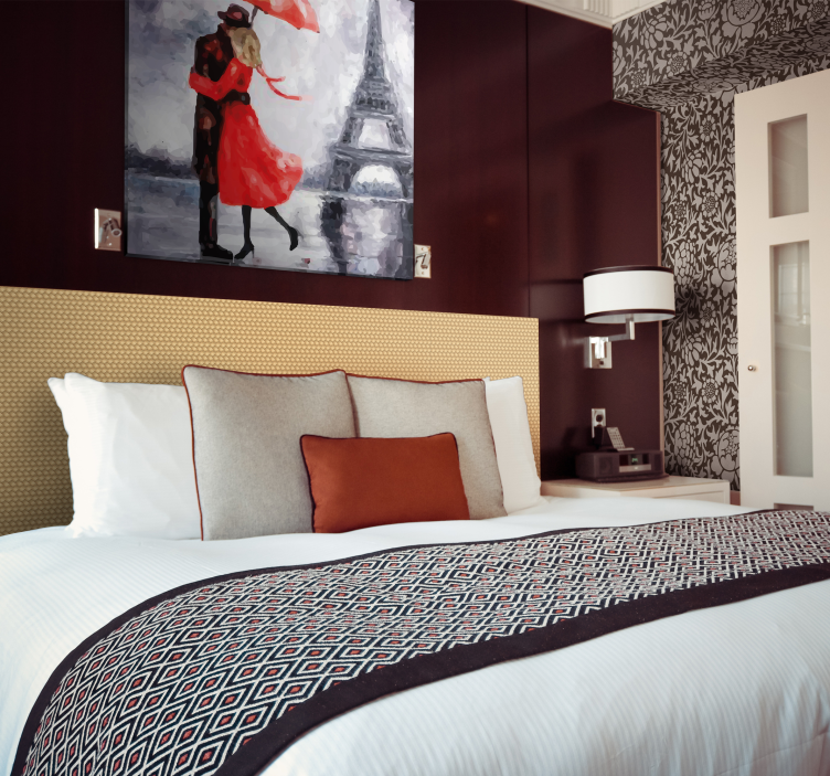 Elegante canvas schilderij romantische omhelzing parijs - TenStickers