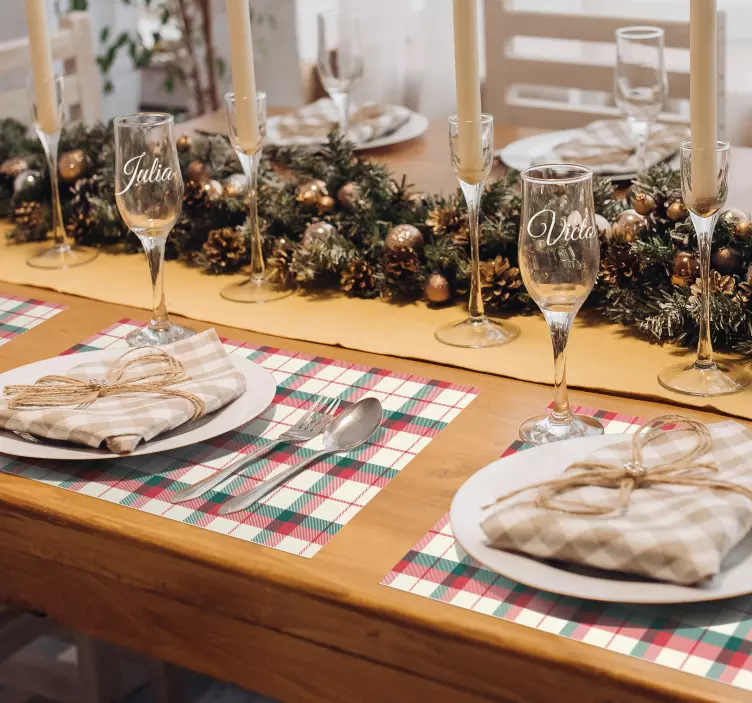 Cups met naam stickers - TenStickers