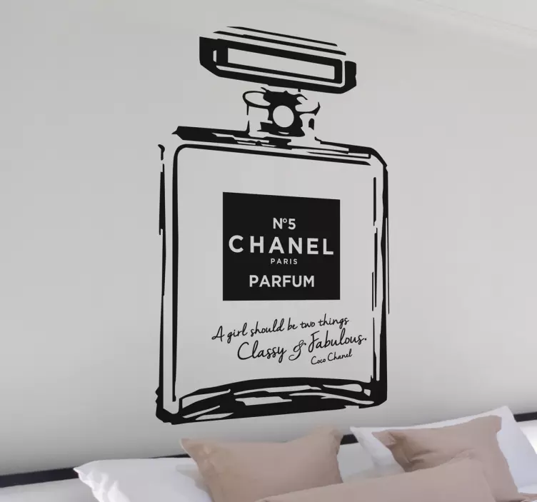Muursticker woonkamer Channel nummer 5 parfum - TenStickers