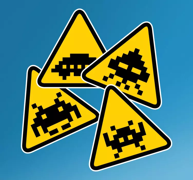 Space invaders game sticker - TenStickers
