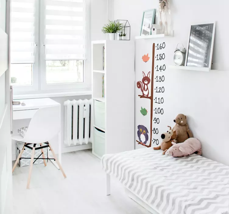 Uil en konijn groeimeter Muursticker - TenStickers