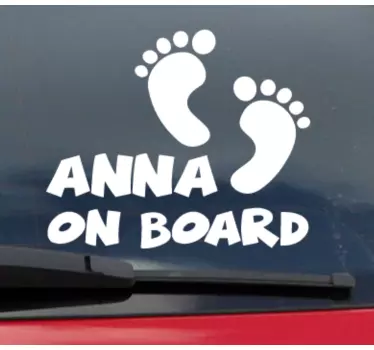 Autosticker baby aan boord ontwerp met babyvoetafdruk - TenStickers