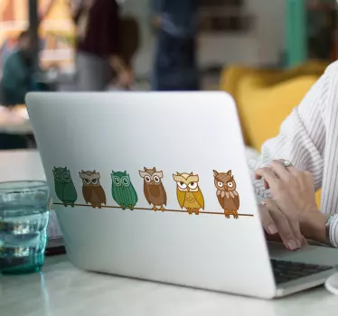 Laptop sticker uilen op draad - TenStickers