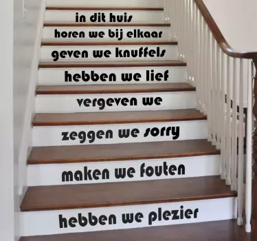 Trap sticker in dit huis... - TenStickers