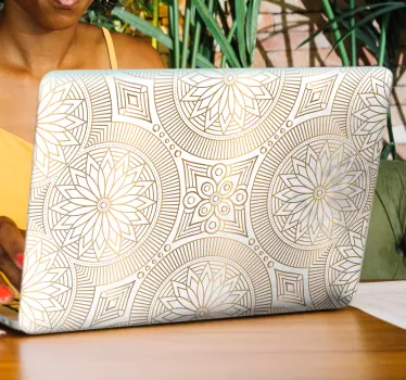 Stickers voor laptop Gouden tinten mandala - TenStickers