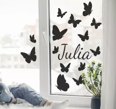 Raamsticker kinderkamer vlinders met naam - TenStickers