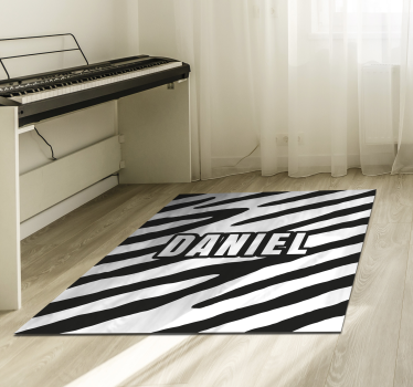 Gepersonaliseerd zebrapatroon vinyl tapijt met naam - TenStickers