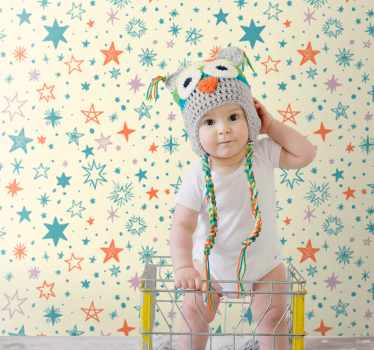 Kleurrijke sterversieringen babykamer behang - TenStickers